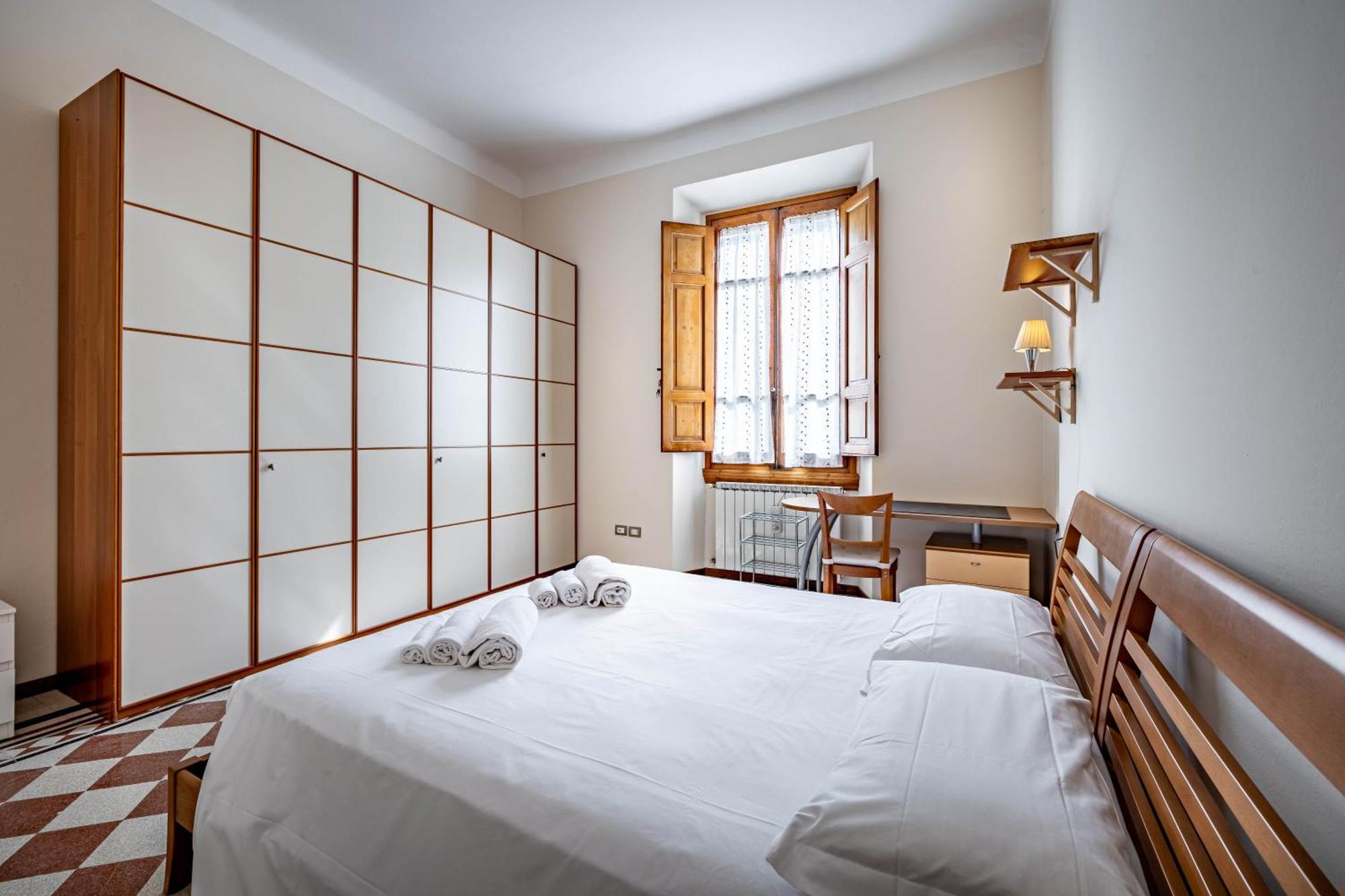 Yd Elegant Near Tramvia Apartment